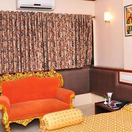 Hotel Siddhartha Mumbai מראה חיצוני תמונה